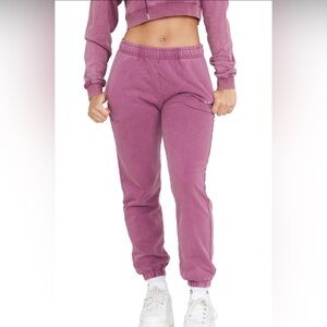 ILUS Ideaaline Acid Wash Joggers – Deep Magenta (XL)